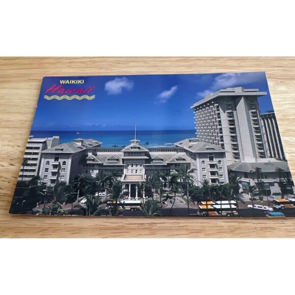 Vintage Waikiki Beach Hawaii Postcard Sheraton Moana Surfrider Hotel Honolulu - Picture 1 of 4
